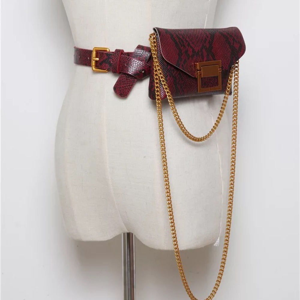 🛍Burgundy snake skin fanny pack & Cross Bag🛍